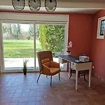 Hébergement de vacances Happiness, Maison De Charme A 20mn Centre De Amiens Behencourt