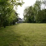 Holiday home Happiness, Maison De Charme A 20mn Centre De Amiens Béhencourt