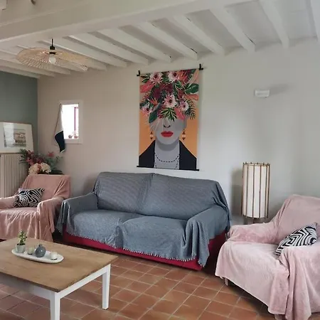Holiday home Happiness, Maison De Charme A 20mn Centre De Amiens *